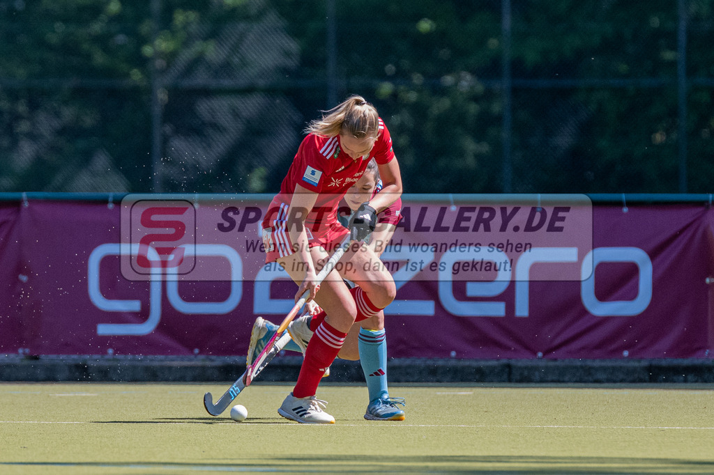 SM_20250511-D85_9932 | 1.Bundesliga Feld - Rückrunde (W) UHC - RWK / 0:3 (0:1)