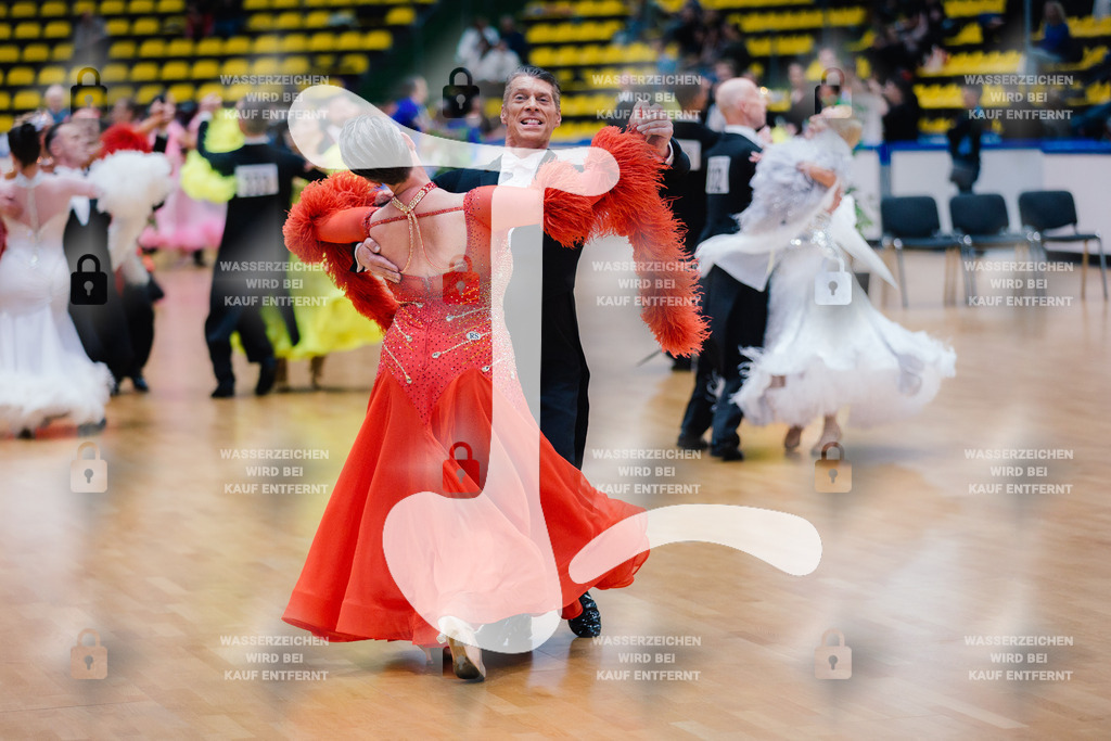 Hessen Tanzt WDSF Open Senior III Standard 6th (321) Ronny Romijn _ Anne Romijn-Briene (Netherlands)-2025-05-17-9919 | Webshop for digital downloads and prints of dance sport, event & show photographer Julian Link - Realisiert mit Pictrs.com