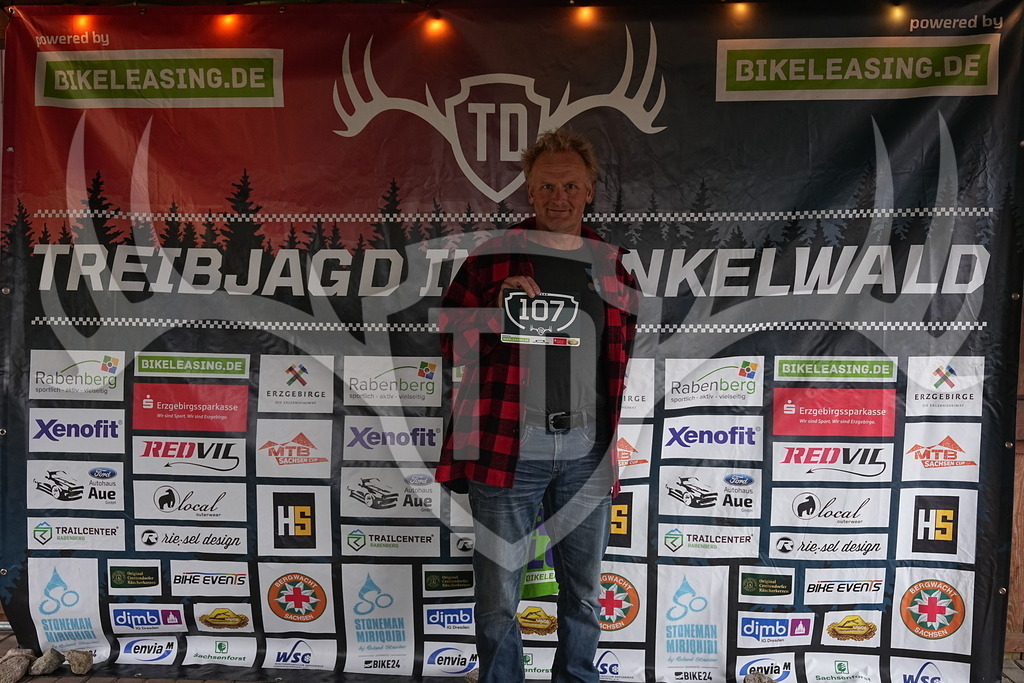 A1_09424 | Fotogalerie der Treibjagd im Dunkelwald - Dein MTB Etappenrennen im Erzgebirge - Realisiert mit Pictrs.com