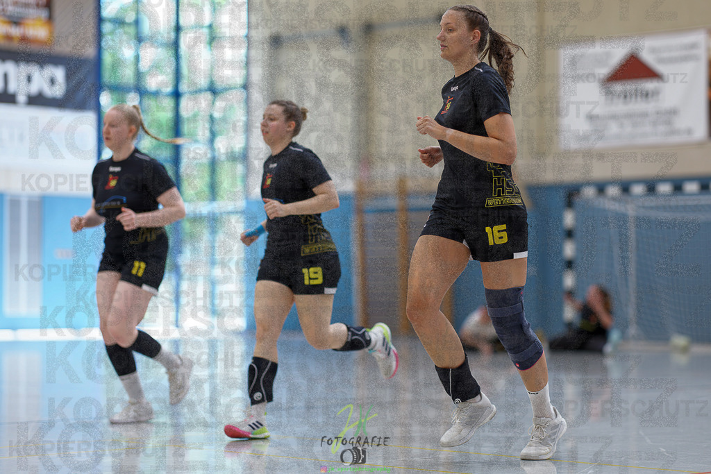HSG Wettenberg - HSG Lumdatal | Wiederholungs-/Entscheidungsspiel um die Meisterschaft in der Frauen Oberliga Mitte und Aufstieg in die RegionalligaHSG Wettenberg - HSG Lumdatal am 11.05.2025 in Launsbach (Wettenberg) (Halle GS Launsbach (Wettenberg))Photo © 2025 - Jörg Heinrich - Realisiert mit Pictrs.com