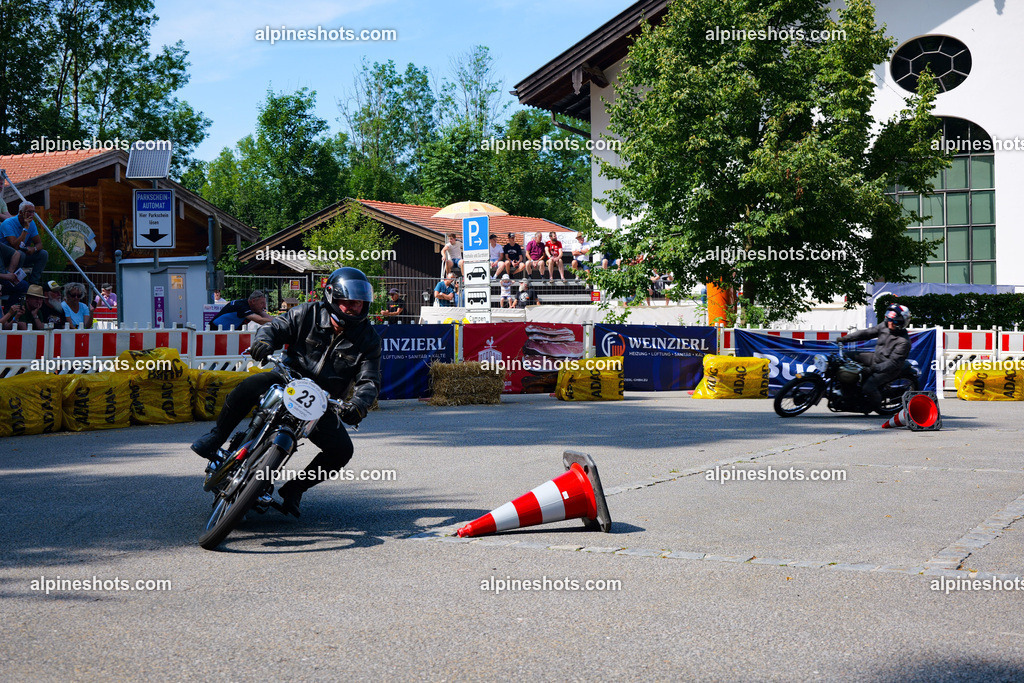 P1014873 | Erleben Sie atemberaubende, hochqualitative Fotos Ihrer Fahrt entlang der malerischen Alpenstraßen. Besuchen Sie alpineshots.com, um professionelle Aufnahmen Ihrer unvergesslichen Reise zu finden und zu kaufen - Realisiert mit Pictrs.com