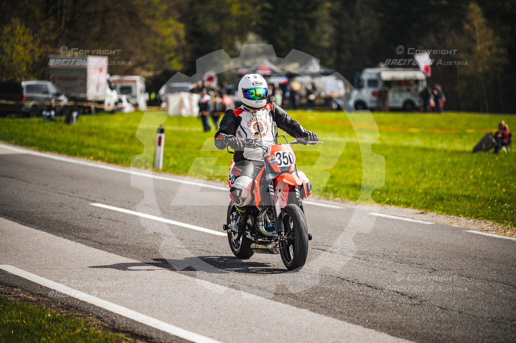 0481 - Bergrennen Landshaag2026 | BREITBILD Austria Webshop

Finde Fotos von: Breitbild, Breitbild Austria, Landshaag, Europeanbikers, KTM, BMW, Bergrennen, Bikeporn, Carporn, Bikes, Cars, Fotografie, Oberösterreich, Österreich, Berufsfotograf, Motorradteile Ganster, Julbach, Pannoniari - Realisiert mit Pictrs.com