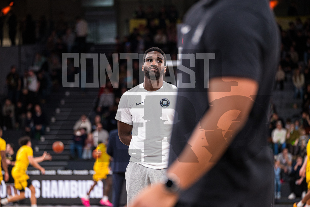 Basketball I Herren I Bundesliga I Saison 2025/2026 I 8. Spieltag I Veolia Towers Hamburg - MHP Riesen Ludwigsburg | CONTRAST ZERØ MEDIA - Realisiert mit Pictrs.com