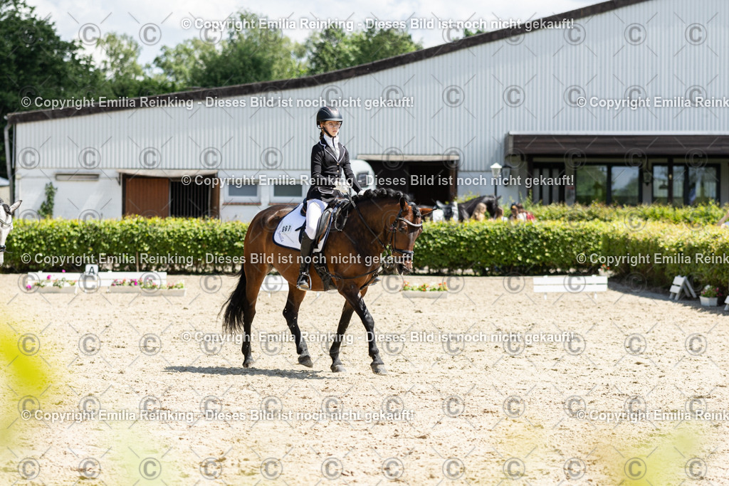 CL5A9413 | Emilia Reinking Fotografie - Realisiert mit Pictrs.com