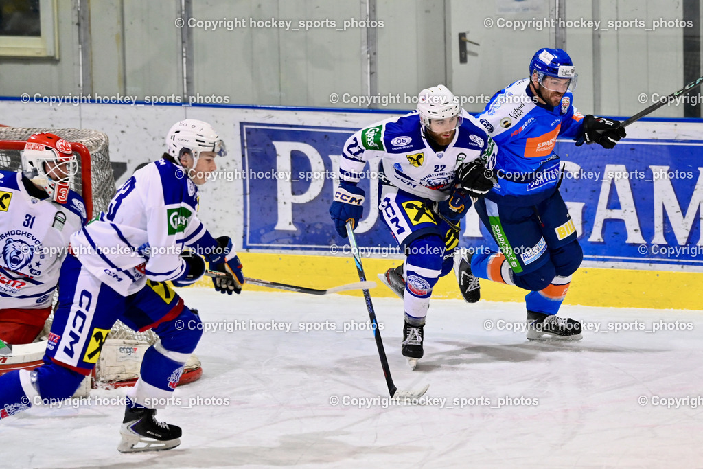 ESC SPARKASSE STEINDORF vs. UECR Huben  | #31 Sicher Michael UECR EISBÄREN HUBEN, #73 Kügler Johannes UECR EISBÄREN HUBEN, #22 Waldner Elias UECR EISBÄREN HUBEN, #79 Petrik Benjamin ESC Steindorf, ESC SPARKASSE STEINDORF vs. UECR Huben , ESC SPARKASSE STEINDORF vs. UECR Huben  am 06.02.2026 in Steindorf (Ossiachersee Halle), Austria, (Photo by Bernd Stefan)