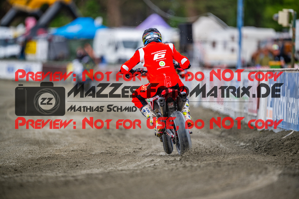 MaZZes_Fotomatrix_20250504_6007705_8143 | S1