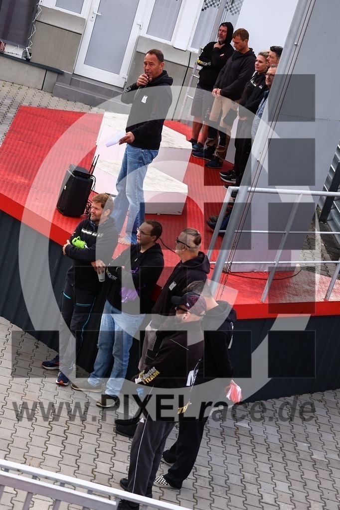 social-20250822_00064 | Schöne Erinnerungen an spannende Momente - das festzuhalten ist unser Job. PIXELrace.de ist seit 2003 auf den Rennstrecken Europas unterwegs um die Action draußen beim Fahren und die wunderbare Stimmung imm Fahrerlager für euch einzufangen.