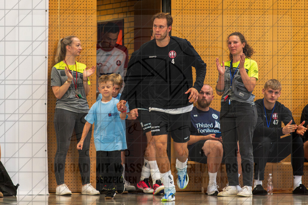 IHC 2026 - HC Hamburg vs. HØJ Elite | Lauge Hemmingsen (HØJ Elite #4); IHC 2026 - HC Hamburg vs. HØJ Elite am 07.08.2026 in Sporthalle KGS, Schneverdingen - Realisiert mit Pictrs.com
