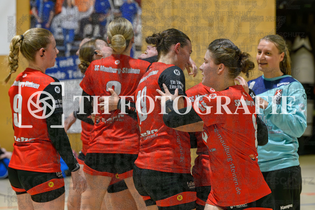 GER, SG Maulburg/Steinen - SV Allensbach 2, Handball, Suedbadenliga, 2. Spieltag, Saison 2023/2024, 14.10.2023 | Tamara Posovzky (SG Maulburg/Steinen, #09), Leonie Kiefer (SG Maulburg/Steinen, #03), Elisa Geiss (SG Maulburg/Steinen, #19), Celina Schick (SG Maulburg/Steinen, #08)

GER, SG Maulburg/Steinen - SV Allensbach 2, Handball, Suedbadenliga, 2. Spieltag, Saison 2023/2024, 14.10.2023

Foto: TH Fotografie/Thomas Hess