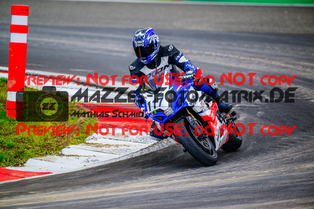 MaZZes_FotoMatrix_240910_6007705_2261 | GRUEN