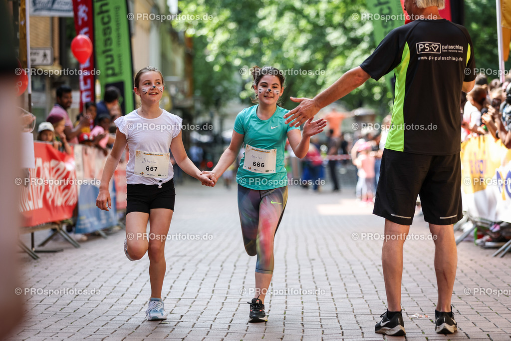 GVG Fruehlingslauf in Frechen, 22.05.2022 | Impressionen vom GVG Fruehlingslauf am 22.05.2022 in Frechen (Nordrhein-Westfalen). Foto: BEAUTIFUL SPORTS/Axel Kohring