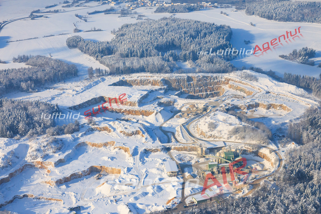 Luftbild von Steinbruch Wattendorf - Luftaufnahme wurde 2012 von https://frankenair.de mittels Flugzeug (keine Drohne) erstellt - die Geschenkidee