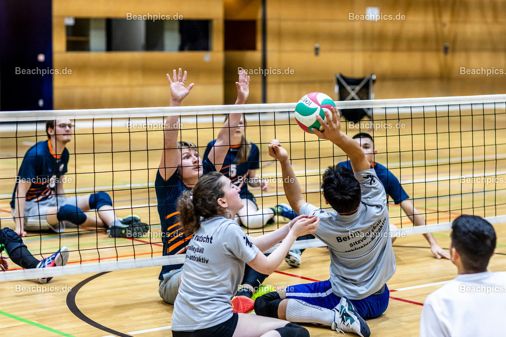 2024-00111482-3-Icke-Cup-Berlin |  16.11.2024; Berlin Foto: Gerold Rebsch - www.beachpics.de