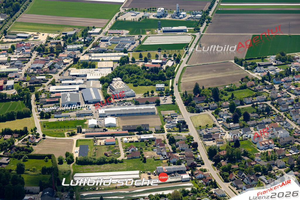 Luftaufnahme von Gundelfingen an der Donau - Die Luftaufnahme wurde 2025 vom UL-Flugzeug heraus erstellt ( keine Drohne ) - Hochauflösende Luftaufnahme - für professionelle Ausdrucke geeignet. Die Geschenkidee !Mit Lizenz und Bildrechte bestellbar