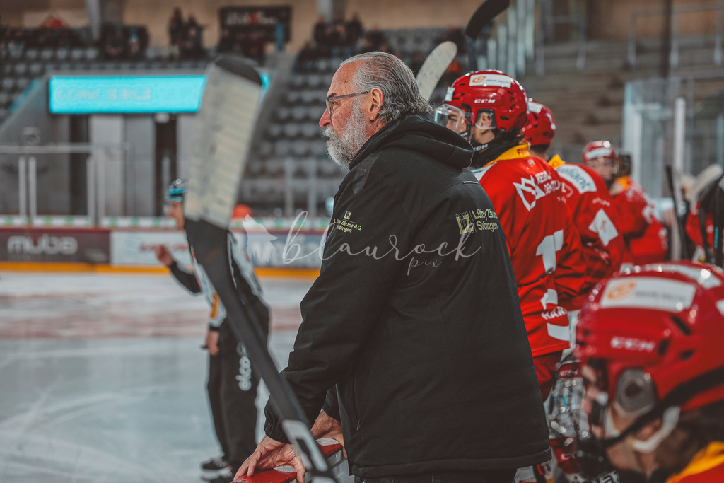 EHCB vs GCK 20260104-7344 | Sportbilder, Sportfotograf, Hochzeits- und Eventfotografin, Flugshows, Portraits und Tiershooting, Aviation, Downhill, Nationalleague, Swissleague, International
