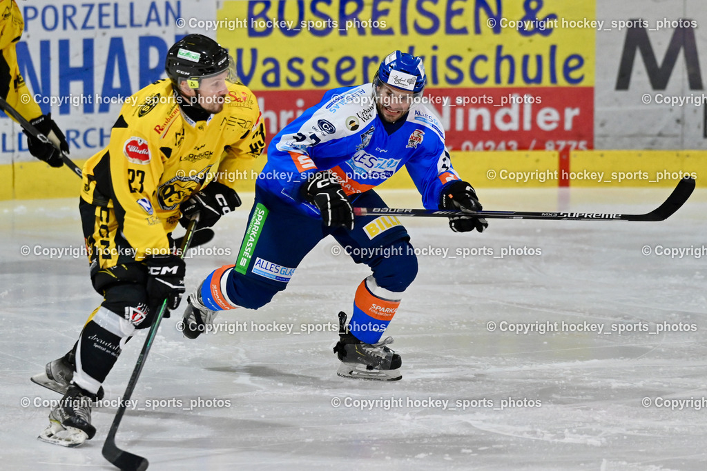 ESC SPARKASSE STEINDORF vs. MET PHOTOVOLTAIK HORNETS SPITTAL | #23 Sodja Urban EC Hornets Spittal, #57 Wilfan Franz ESC Steindorf, ESC SPARKASSE STEINDORF vs. MET PHOTOVOLTAIK HORNETS SPITTAL, ESC SPARKASSE STEINDORF vs. MET PHOTOVOLTAIK HORNETS SPITTAL am 22.11.2025 in Steindorf (Ossiachersee Halle), Austria, (Photo by Bernd Stefan)