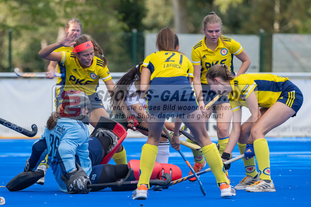 HK_20221008_100363 | 2. Bundesliga Damen Crefelder HTC - Eintracht Braunschweig  am 8.10.2022 Crefelder HTC, Krefeld , Czerwinski Alina Torhüterin ( Eintracht Braunschweig #36 )