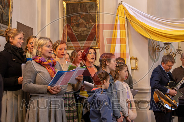 MAE-pic_32 | Der online Fotoshop des Inzeller Fotografen MAE - Marc Anton Eicher. Hier können Sie ihre Fotos und Stockfotos online bestellen als Download oder als Ausdruck, der ihnen bequem nach Hause geschickt wird.
Ihr Marc Anton Eicher - der Inzeller Fotograf - Realisiert mit Pictrs.com