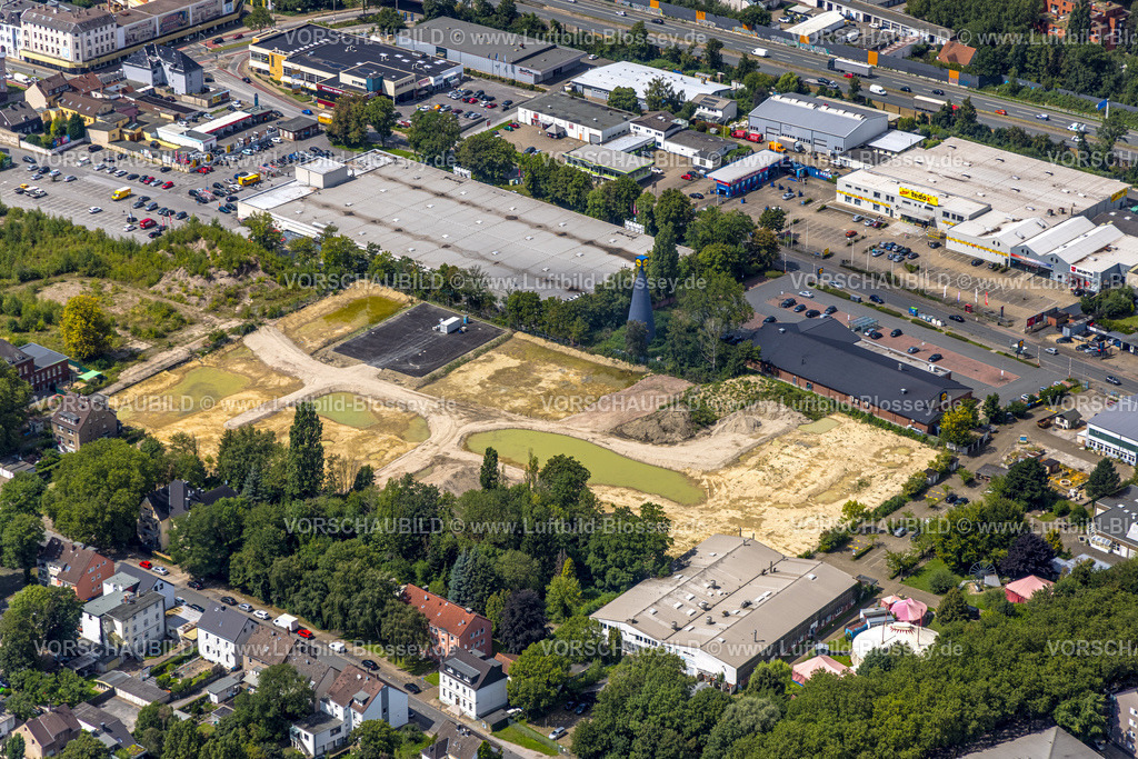 Herne230802615 | Luftbild, Geplante Baustelle für Reihenhäuser auf dem Gelände der ehemaligen Schraubenfabrik Knipping Dorn, zwischen Roonstraße und Eschstraße, Baukau, Herne, Ruhrgebiet, Nordrhein-Westfalen, Deutschland