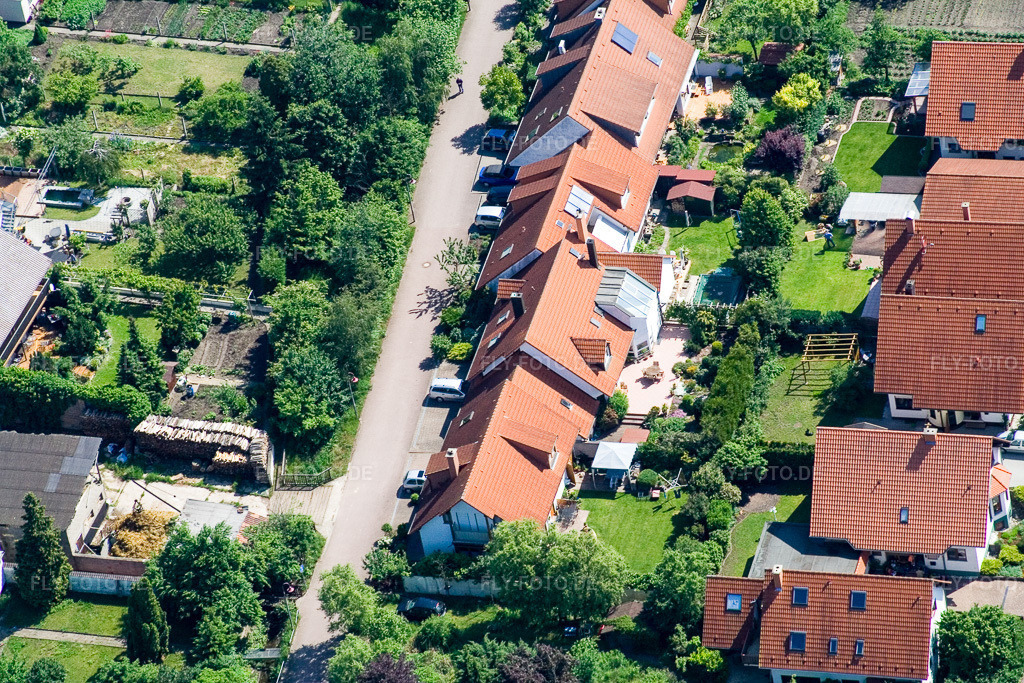 Luftbild: Im Krautgarten in Kandel im Bundesland Rheinland-Pfalz in Deutschland. Foto: IMG_2353.jpg vom 03.06.2006 durch Werner Riehm/FLY-FOTO.de
