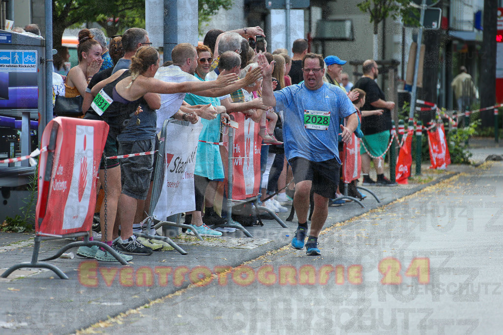 220625_1721_EX1_6656 | Sportfotografie im Rhein-Sieg Kreis, Köln, Bonn, NRW, Rheinland Pfalz, Hessen, etc. Unser Tätigkeitsfeld umfasst den Laufsport vom Volkslauf über den Marathon, Duathlon, Triathon bis zum Ultralauf wie Kölnpfad Ultra oder Schindertrail.