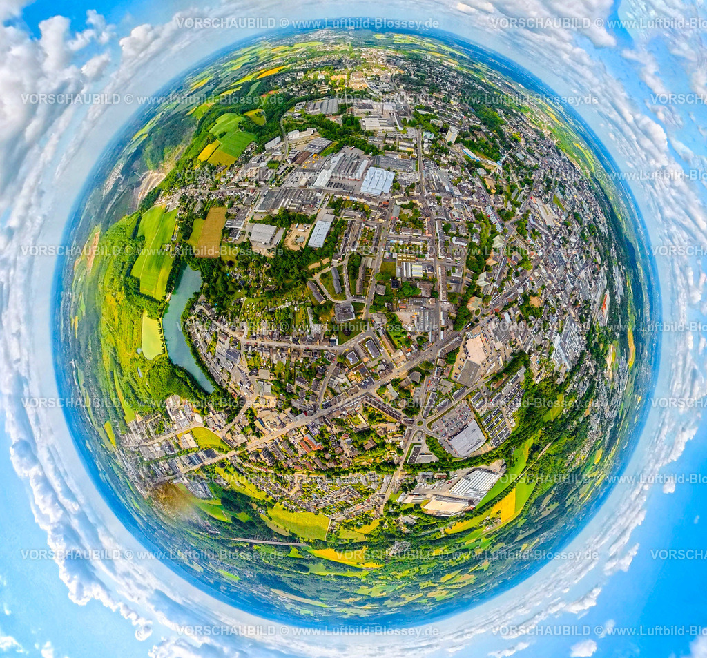 Velbert2506900214 | Wohngebiet Ortsansicht City Velbert mit Nevigeser Straße, Erdkugel, Fisheye , VelbertMitte, Aufnahme, Fischaugen Aufnahme, 360 Grad Aufnahme, tiny world, little planet, fisheye Bild, , Velbert, Ruhrgebiet, Nordrhein-Westfalen, Deutschland