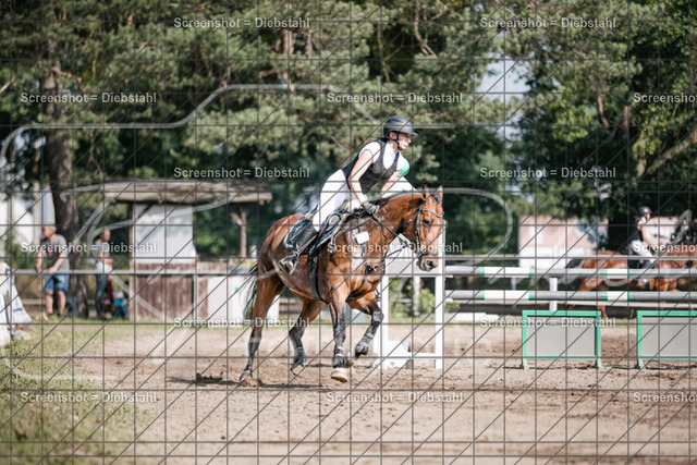 _W6A3023 | ronjaprokoschfotografie - Realisiert mit Pictrs.com