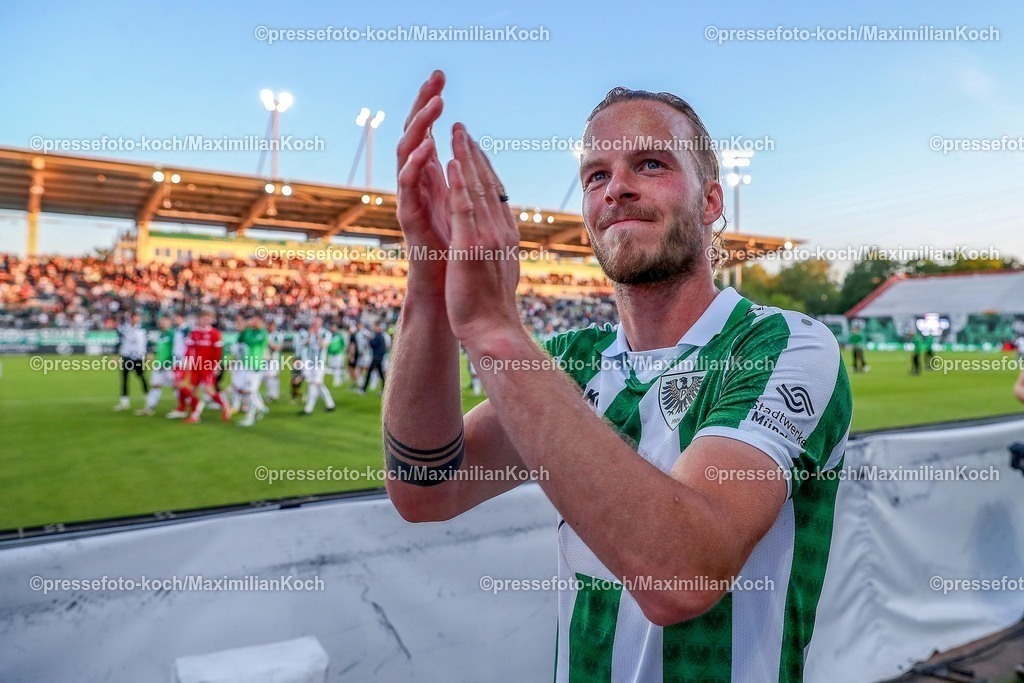 SCP09052502308 | 09.05.2025, Fußball, Preußen Münster - Hertha BSC, 2. Fußball Bundesliga, 33. Spieltag, Preußenstadion, Saison 2024 2025: Jorrit Hendrix (Preussen Muenster #20) DFB regulations prohibit any use of photographs as image sequences and or quasi-video.