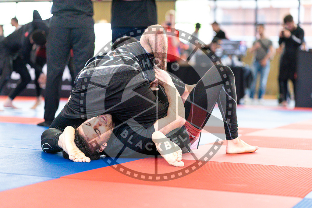 20250510PBB4170 | Athletes compete during the JJLG Berlin Open Jiu-Jitsu Championship on May 10, 2025 in Berlin, Germany. © Chiara Dazi / photoblackbelt