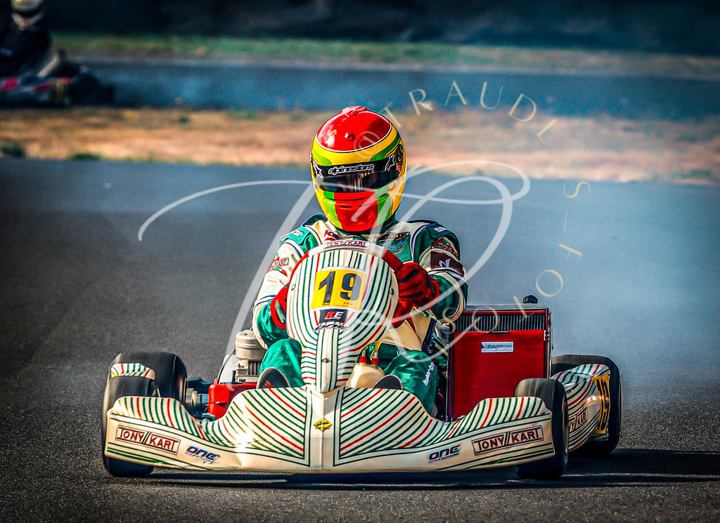 534E1ACB-A70D-41EF-B103-C9370BF8F75A | traudl_s_fotos