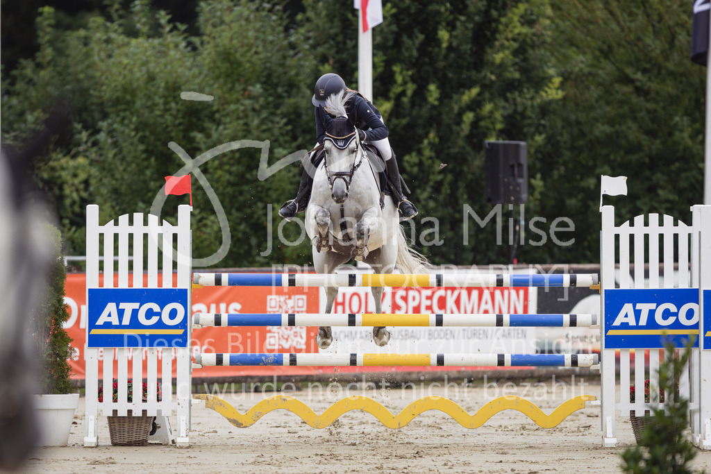 230730_BHO_M2-Spr_1-408 | Deine schönsten Turniermomente als professionelle Fotos! Entdecke hochwertige Pferdesport-Fotografie im Online-Shop. Jetzt Fotos finden & bestellen!