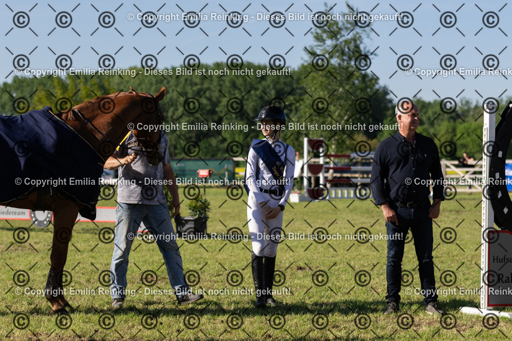 CL5A1556 | Emilia Reinking Fotografie - Realisiert mit Pictrs.com