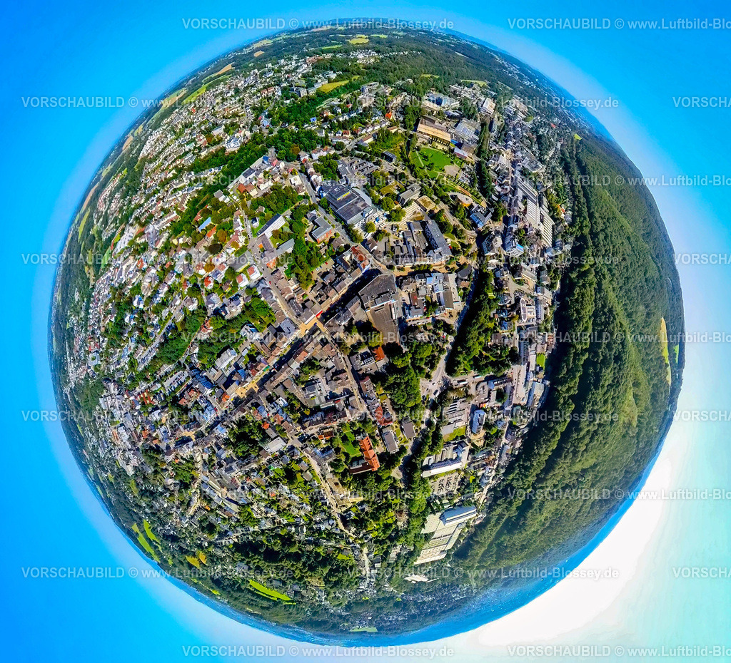 Gevelsberg240890809Mitte_Mittelstrasse_Rathaus | Luftbild, City Innenstadtansicht, Wohngebiet Mittelstraße und Rathaus Stadtverwaltung, Erdkugel, Fisheye Aufnahme, Fischaugen Aufnahme, 360 Grad Aufnahme, tiny world, little planet, fisheye Bild, , Gevelsberg, Ruhrgebiet, Nordrhein-Westfalen, Deutschland