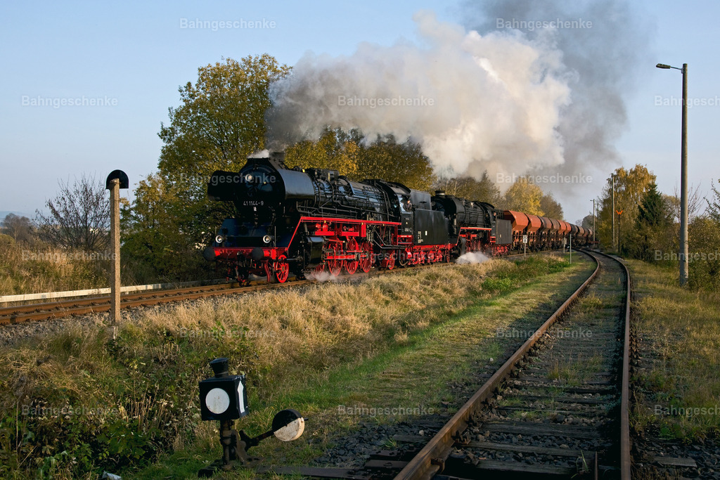 IGWerra411144Immelborn3p281011 | Stöbern Sie durch einzigartige Aufnahmen und finden die perfekte Aufnahme für jeden Eisenbahnentheusiast! Stellen Sie sich aus einer Reihe von Möglichkeiten wie der Druck auf Leinwände, Fotoposter, Kalender oder Magnetfotos Ihr Geschenk zusammen - Realisiert mit Pictrs.com