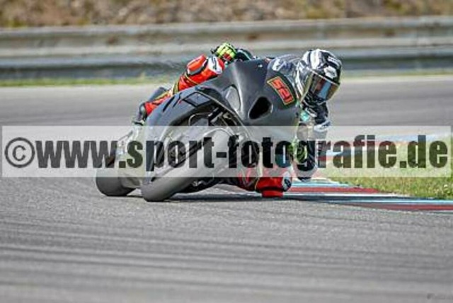 spof1370 | Professionelle Fotos von Sportveranstaltungen, aber auch Hochzeiten und anderen Events. - Realisiert mit Pictrs.com