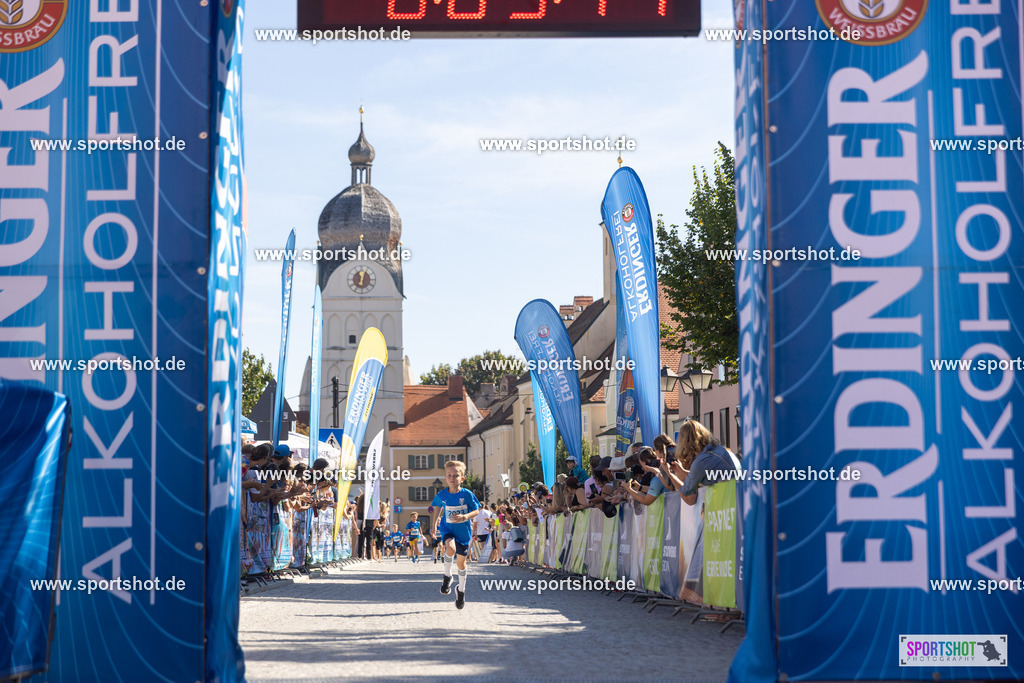 VJ__2891 | Stadtlauf Erding 2025 #stadtlauferding #erdingstadtlauf #stadtlauf_erding #laufmotivation #trisporterding #yourpictrs #sportshot_your_pictrs