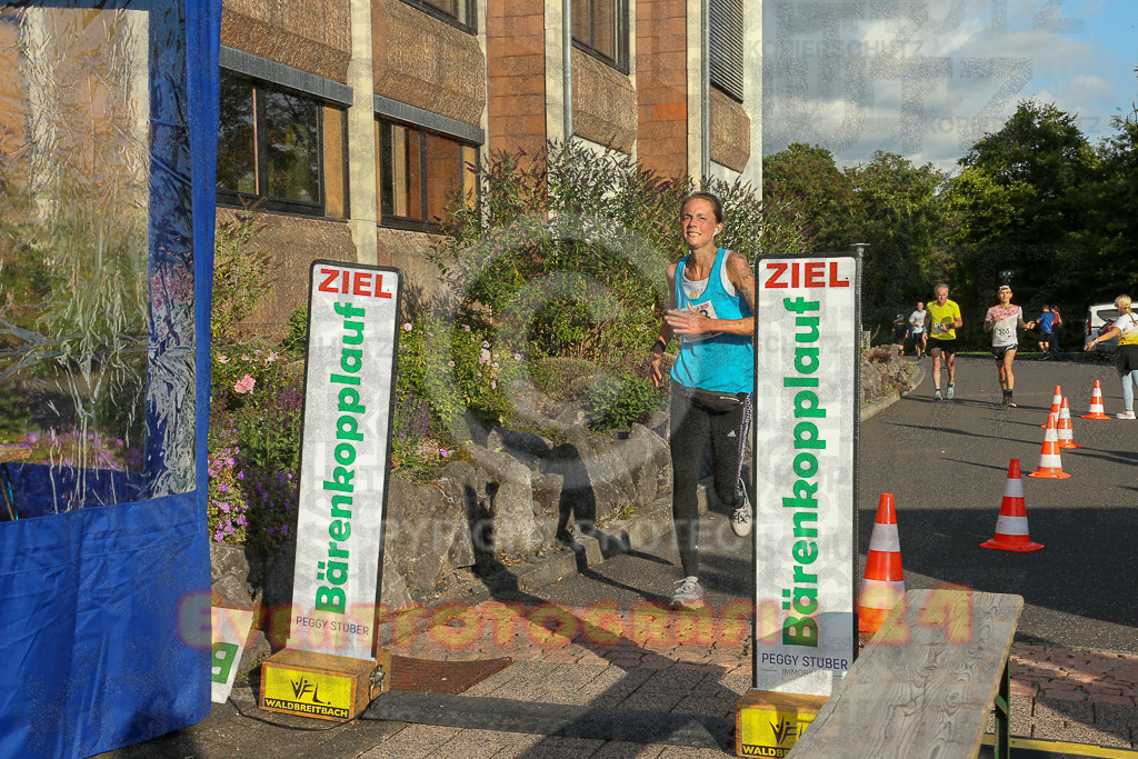 250801_1917_EX1_7484 | Sportfotografie im Rhein-Sieg Kreis, Köln, Bonn, NRW, Rheinland Pfalz, Hessen, etc. Unser Tätigkeitsfeld umfasst den Laufsport vom Volkslauf über den Marathon, Duathlon, Triathon bis zum Ultralauf wie Kölnpfad Ultra oder Schindertrail.