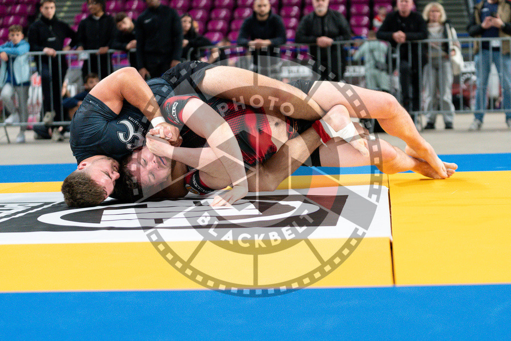 20250517PBB6089 | Athletes compete during the first day of the ADCC Amateur World Championship on May 15, 2025 in Warsaw, Poland. © Chiara Dazi / photoblackbelt