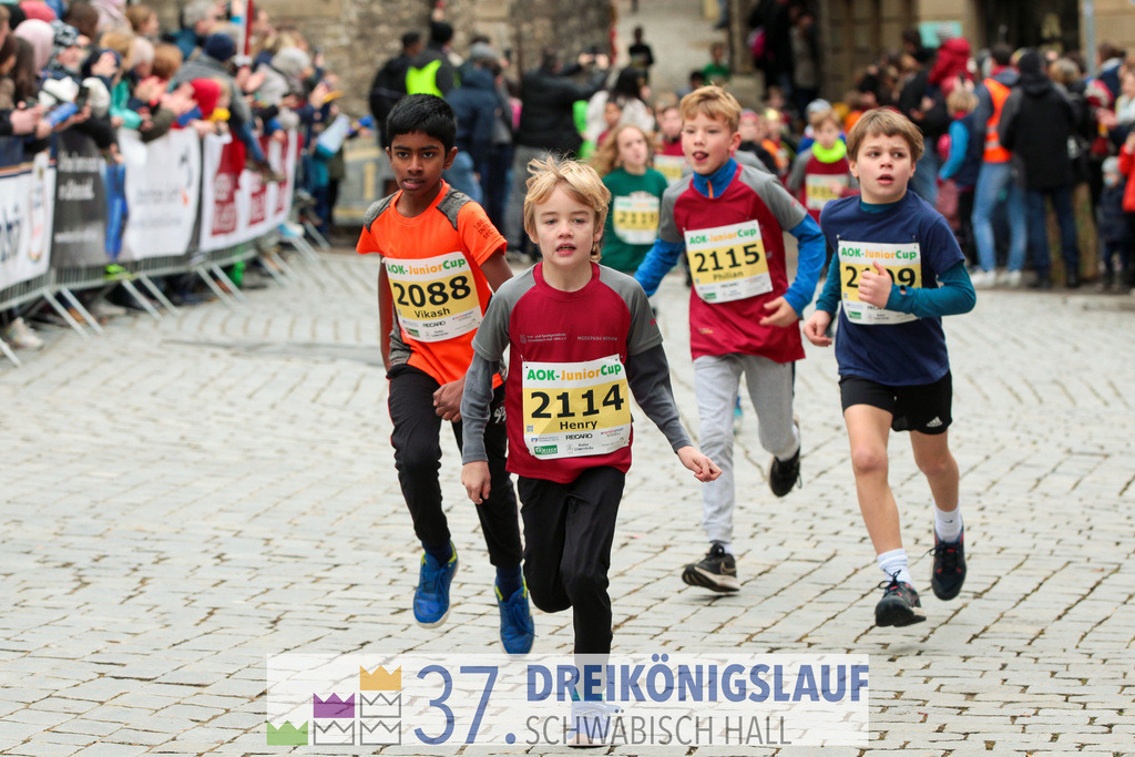 AOK JuniorCup 400m | 3Koenigslauf 2023 - Realisiert mit Pictrs.com