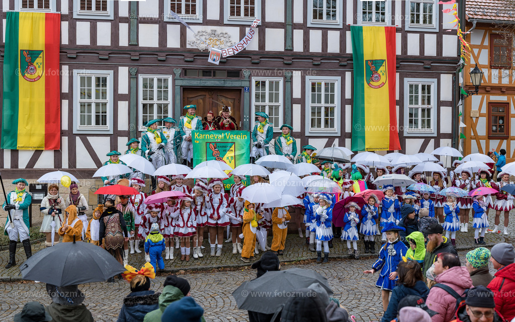 Festumzug_Benshausen_2023-0114 | Entdecken Sie die Schönheit von Veranstaltungen mit unserem Bildershop für professionelle Veranstaltungsfotos. Tauchen Sie ein in eine Welt voller lebendiger Bilder, die die Atmosphäre und die Emotionen von unvergesslichen Momenten einfangen. - Realisiert mit Pictrs.com