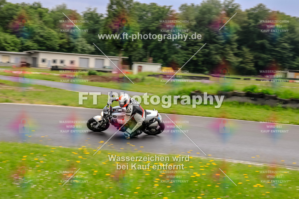 VBK-6964 | Hier findet Ihr Bilder von Touristenfahrten auf der Nürburgring Nordschleife oder von anderen Veranstaltungen die ich besucht habe. Viel Spass beim Durch Schauen 