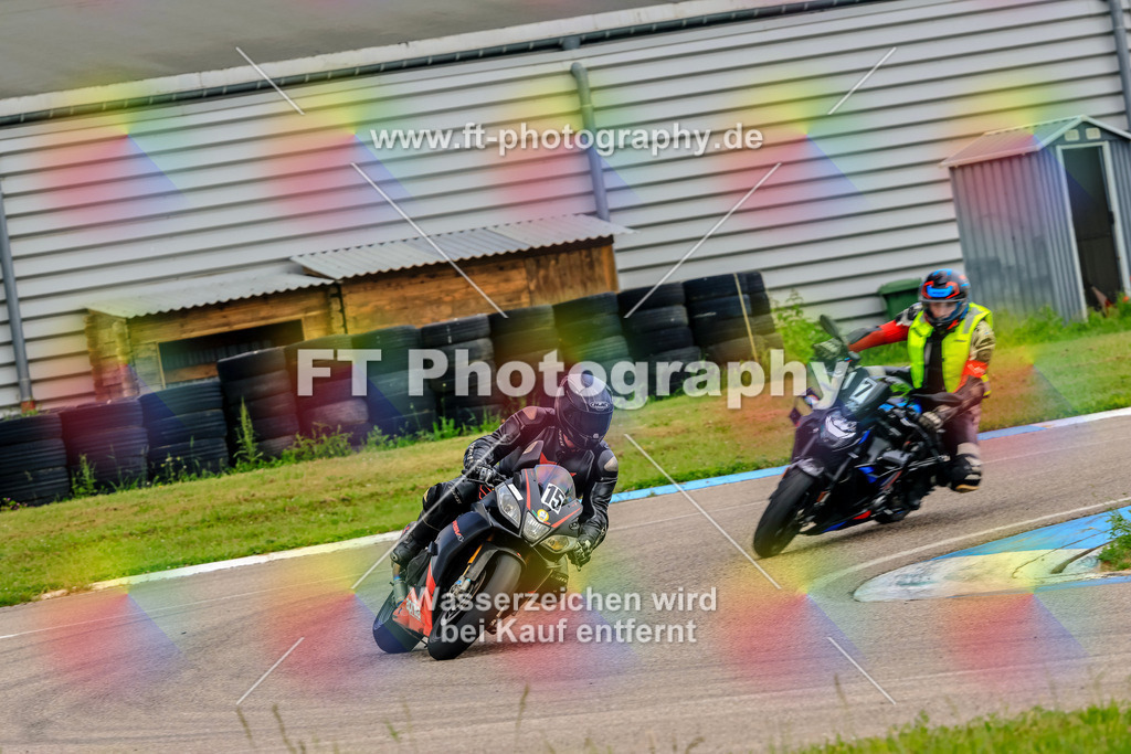 MotoTeam-8090 | Hier findet Ihr Bilder von Touristenfahrten auf der Nürburgring Nordschleife oder von anderen Veranstaltungen die ich besucht habe. Viel Spass beim Durch Schauen 