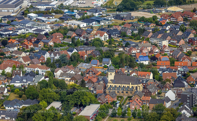 Selm220810366Bork | Luftbild von Selm-Bork mit der kath. Kirche St. Stephanus Bork, Selm, Ruhrgebiet, Nordrhein-Westfalen, Deutschland
