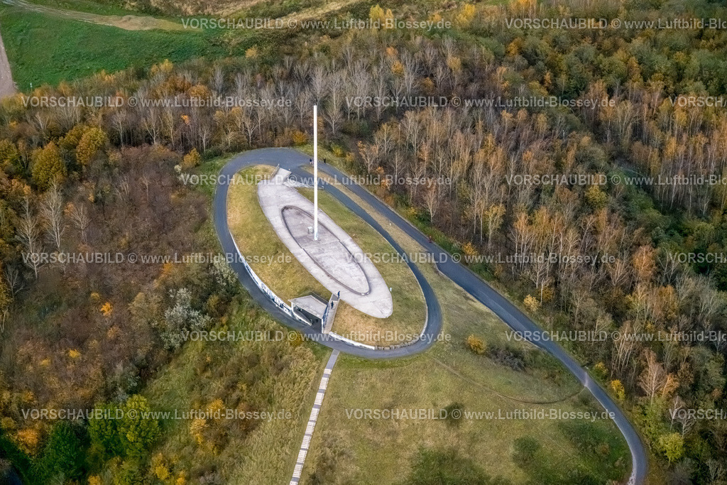 Bergkamen231103502 | Luftbild, Halde Großes Holz, Bergehalde und Landschaftsbauwerk mit Wandergebiet, im Herbstwald mit herbstlichen Laubbäumen, Weddinghofen, Bergkamen, Ruhrgebiet, Nordrhein-Westfalen, Deutschland