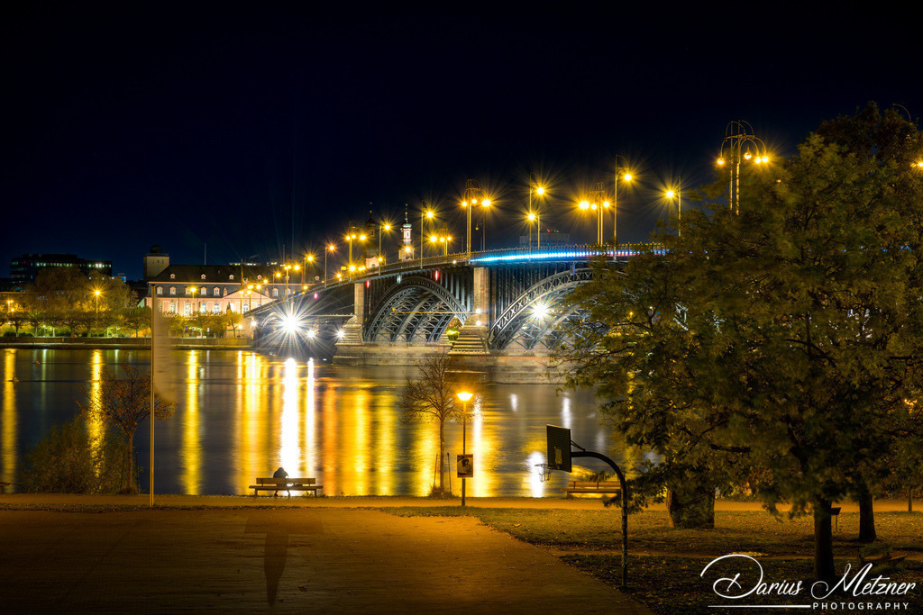 Die Theodor-Heuss-Brücke in Mainz | Die Theodor-Heuss-Brücke in Mainz
