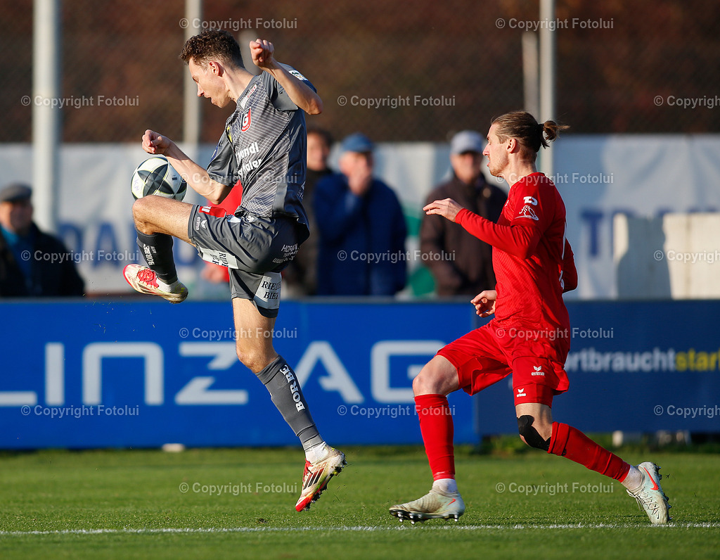A_LUI_181025_39 | SPORT,FUSSBALL,REGIONALLIGA MITTE ASKOE OEDT-UNION GURTEN 18.10.2025 IM BILD:SIMON GASPERMAYR  (OEDT) UND FELIX SEIWALD (GURTEN)FOTO:FOTOLUI