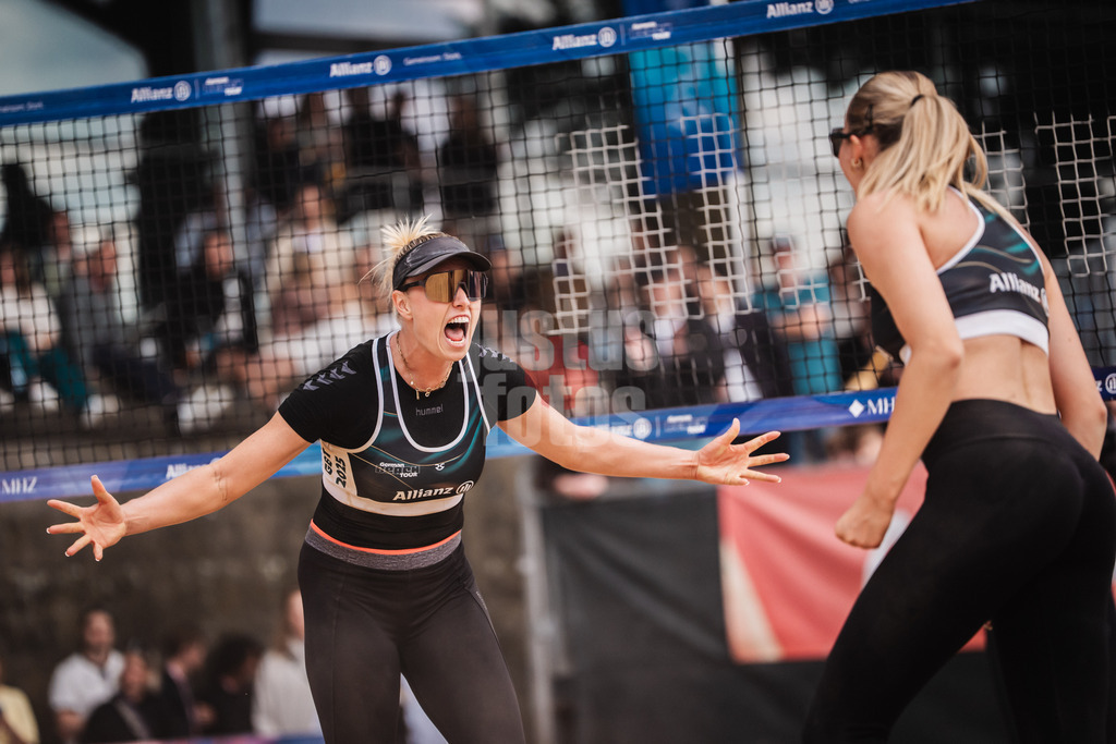 Beachvolleyball | Frauen | Allianz German Beach Tour 2025 | Tourstop Düsseldorf | 17.05.2025 | v.l. Chenoa Christ und Anna-Chiara Reformat jubeln