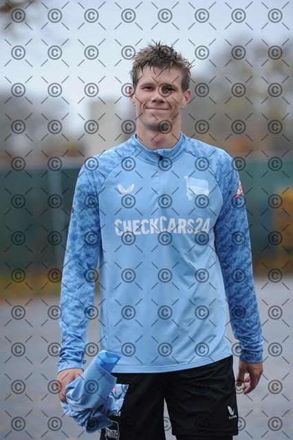 RGE_8067 | Hertha BSC, 2.Bundesliga, Herren, Saison 2025/26, Training, im Bild Luca Schuler ( Hertha BSC ), Fotograf:   Ralf Gebhardt,  - Realisiert mit Pictrs.com