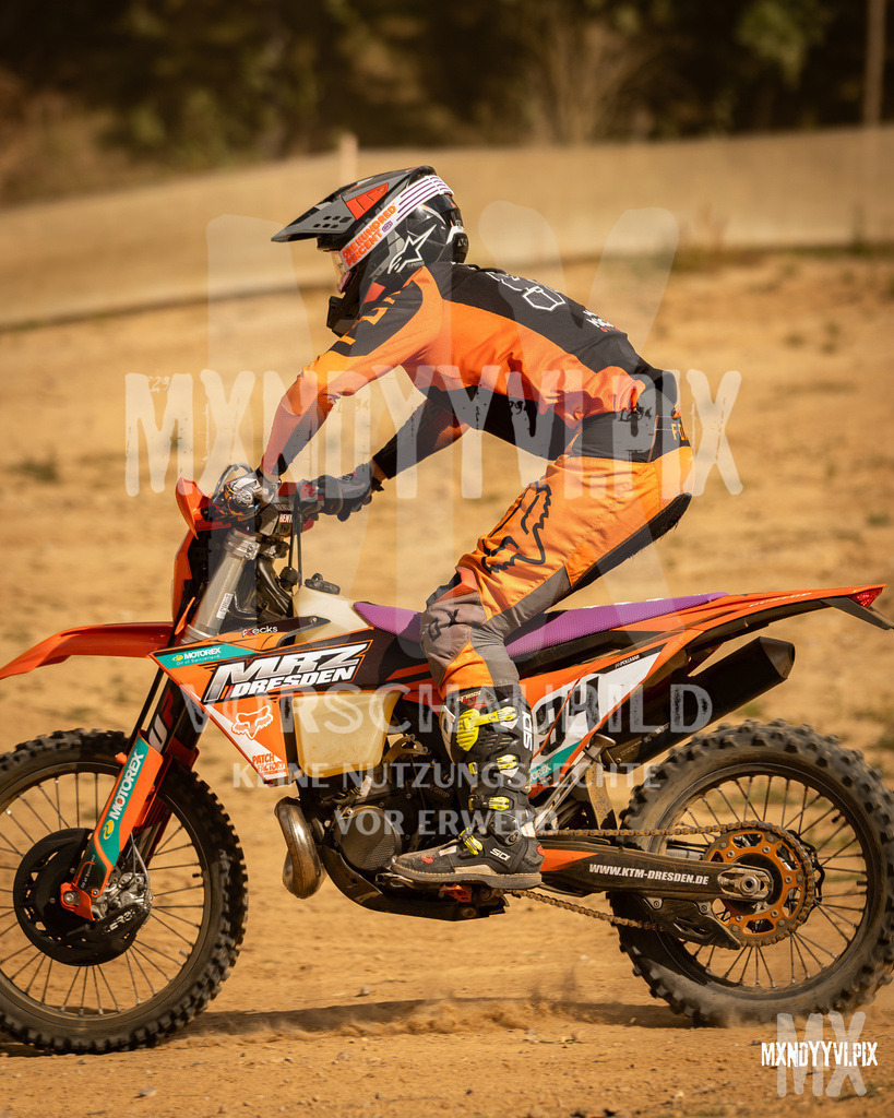 866A2519 | mxndyyvipix