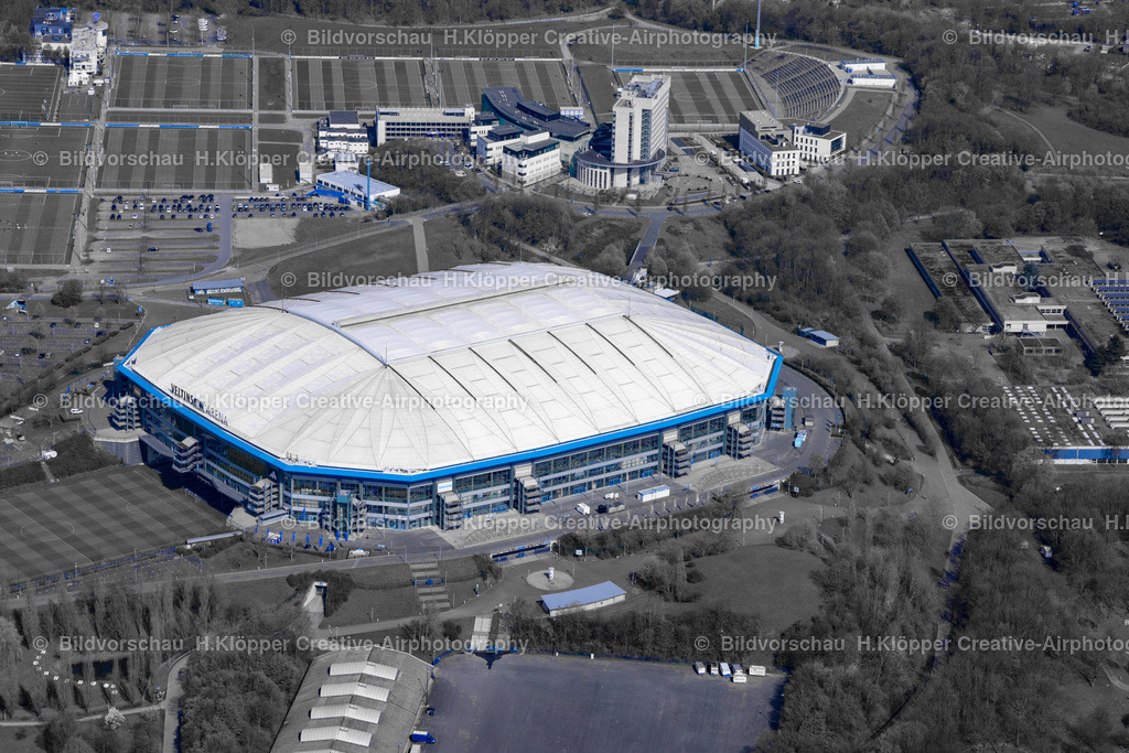 Luftbild Gelsenkirchen Veltins Arena-2636-1 | Luftbildfotografie und Luftbildfotograf Hermann Klöpper - Realisiert mit Pictrs.com